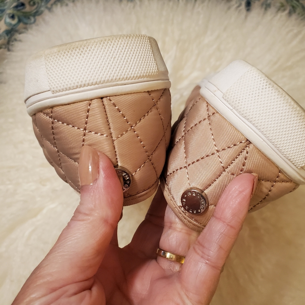 Steve Madden Quilted Slip On - Picture 3 of 5